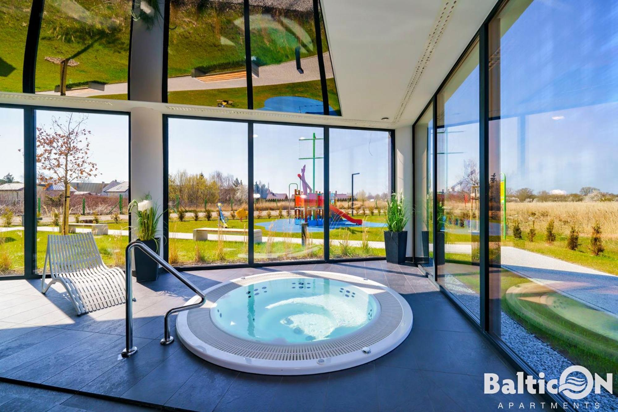 Apartamenty Balticon Westin House -Luksusowy 70M2 , Basen Pool, Sauna, Parking Inklusive โควอบเซก ภายนอก รูปภาพ